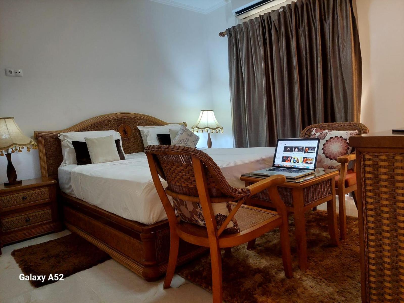 Hotel Residencial Ramire-Tour Benguela Екстериор снимка